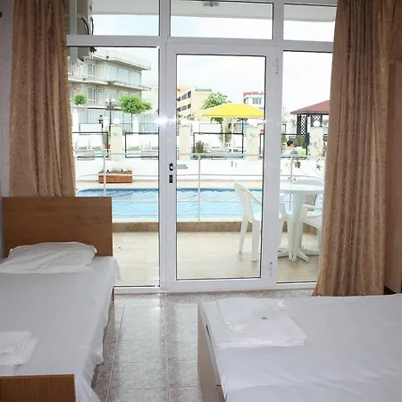 Hotel Family Santorini Sveti Vlas